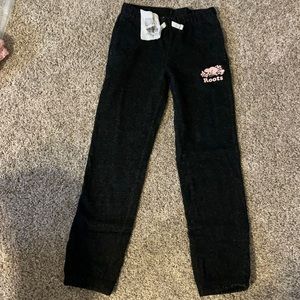 Girl’s Roots Sweats